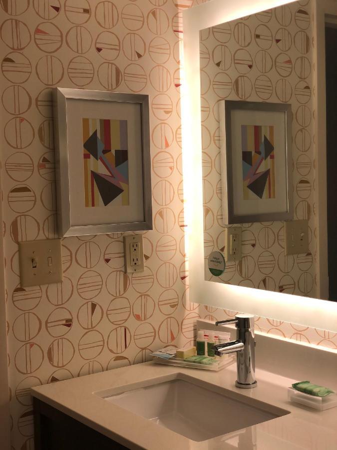 Holiday Inn Atlanta/Roswell By Ihg Bagian luar foto