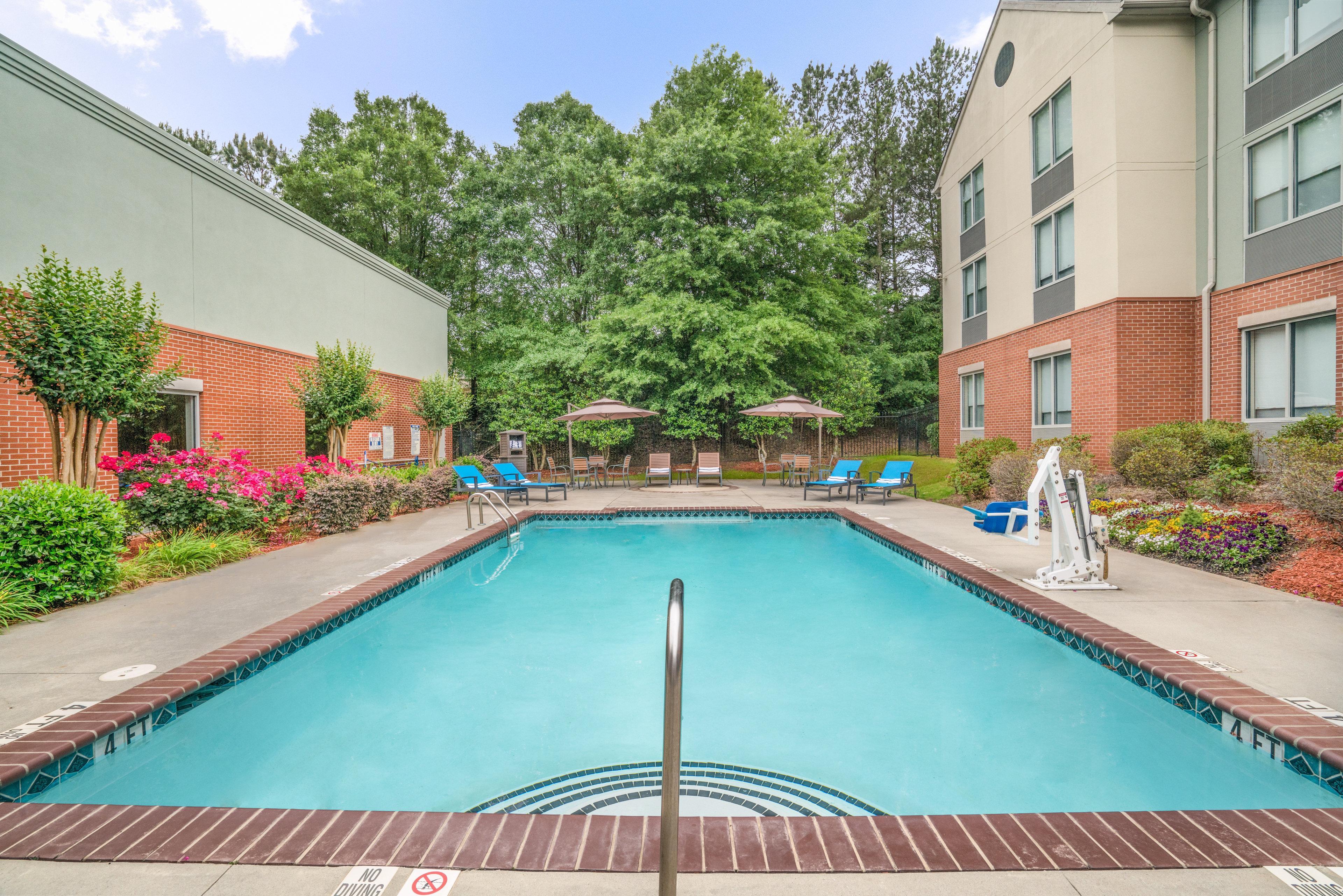 Holiday Inn Atlanta/Roswell By Ihg Bagian luar foto
