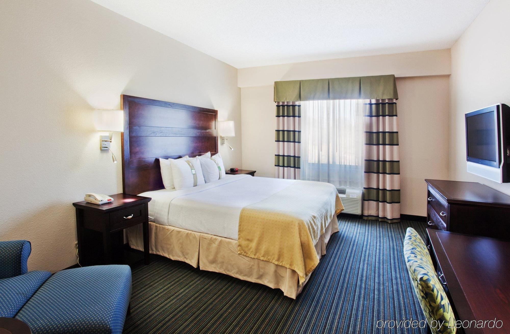 Holiday Inn Atlanta/Roswell By Ihg Bagian luar foto