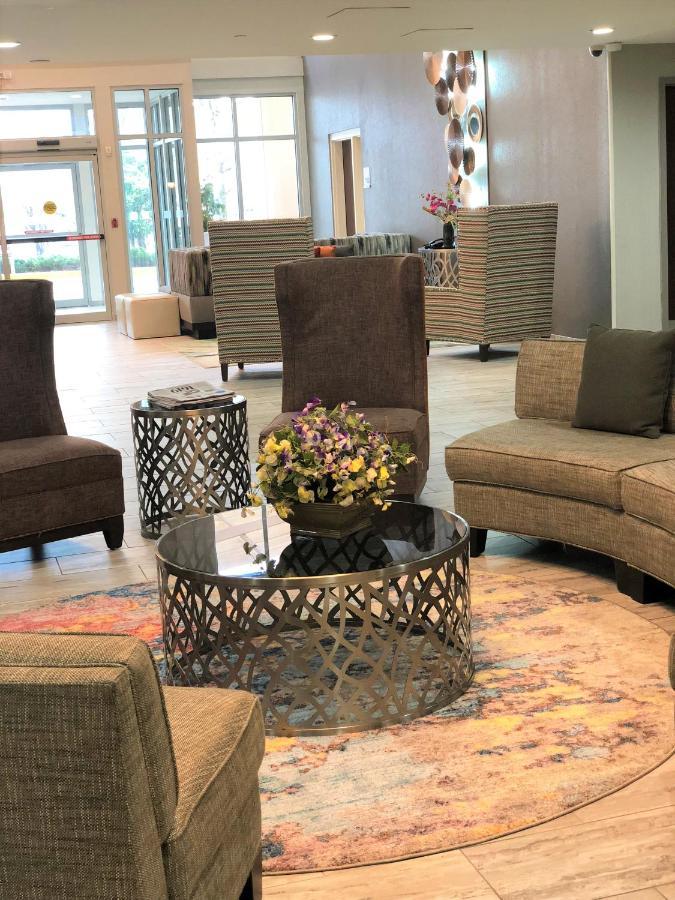 Holiday Inn Atlanta/Roswell By Ihg Bagian luar foto